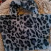 ANIMAL PRINT PELUCHE TOTE CHICA - Imagen 2