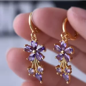 ARETES DE FLOR LILA