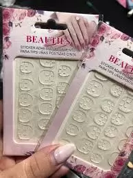 ADHESIVO PARA UÑAS POSTIZAS