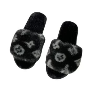 PANTUFLA PELUDA TIPO