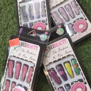 UÑAS DIFERENTES MODELOS