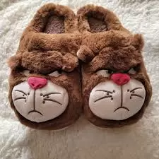 PANTUFLA LUCIFER