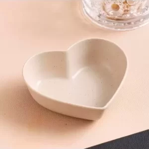 PLATO DECORATIVO EN FORMA DE CORAZÓN