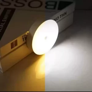 LÁMPARA MINI CON SENSOR-LUZ DE NOCHE