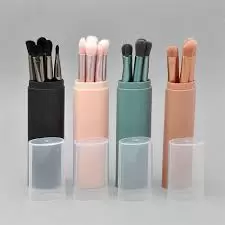 BROCHAS-SET EN CUBO DE PLÁSTICO