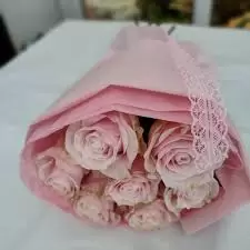 RAMO DE ROSAS
