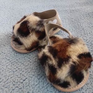 HUARACHE BEBÉ PELUCHE